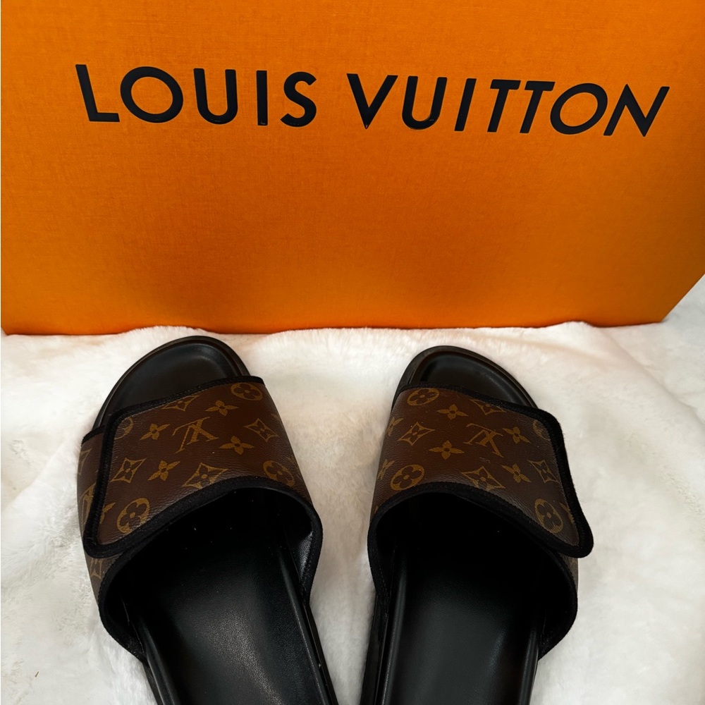 Louis Vuitton Sandal Miami Mule